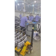 通潤汽車零部件招聘    大齡工，長白班  男女不限 男工18-55歲  女工 18-50周歲cc